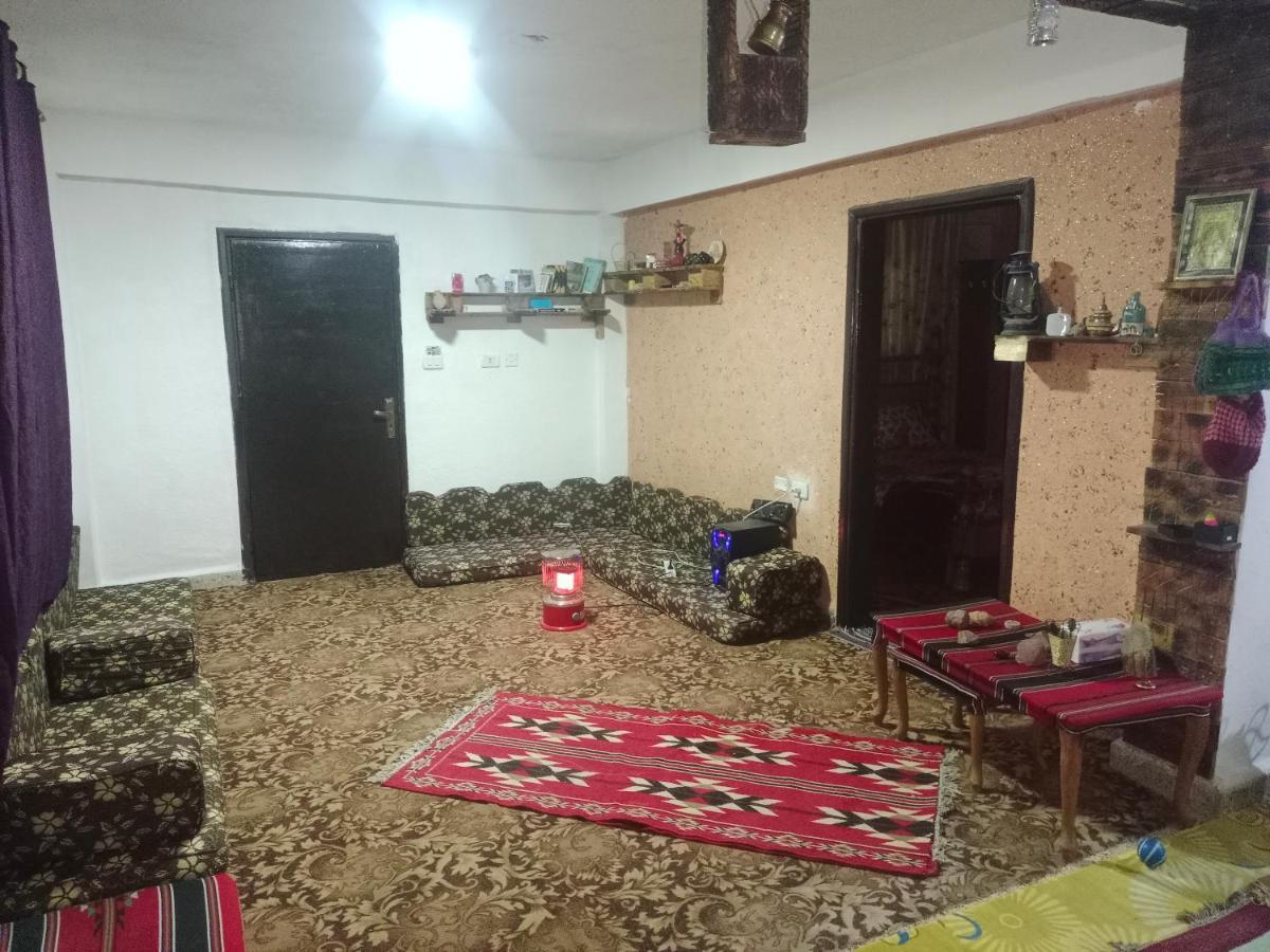 Local Home Wadi Musa Exteriör bild